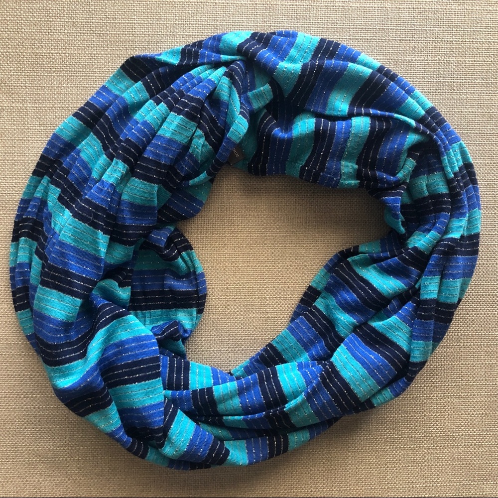The Limited Infinity Scarf with Shimmer stitching